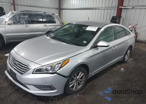 2015 Hyundai Sonata Se z USA, uszkodzony, nr VIN 5NPE24AF6FH239882